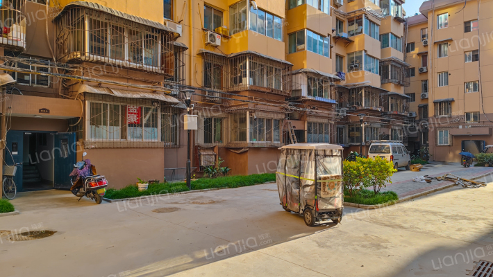 陕西省假肢中心家属院外景图