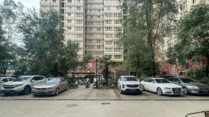 东新花园外景图