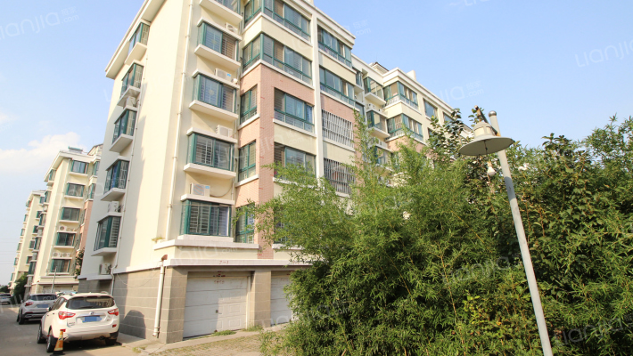 恒信沁園春外景图