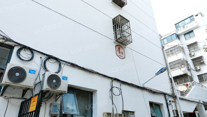 随想园小区外景图