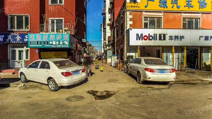 松拖小区外景图