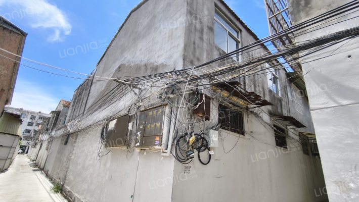 平光制药厂宿舍外景图