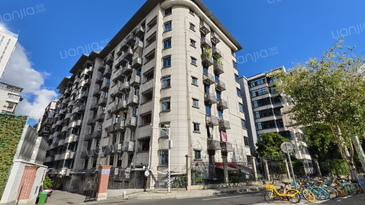 红墙新村外景图