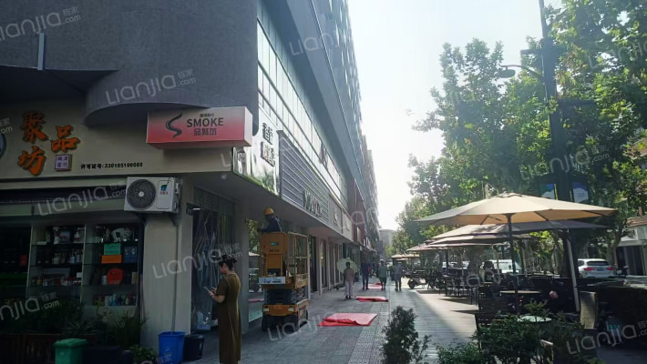 临安农资大楼外景图