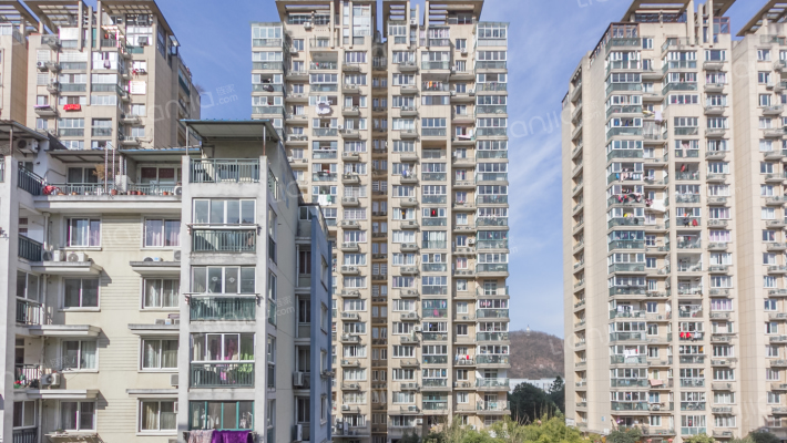 安家兴花园外景图