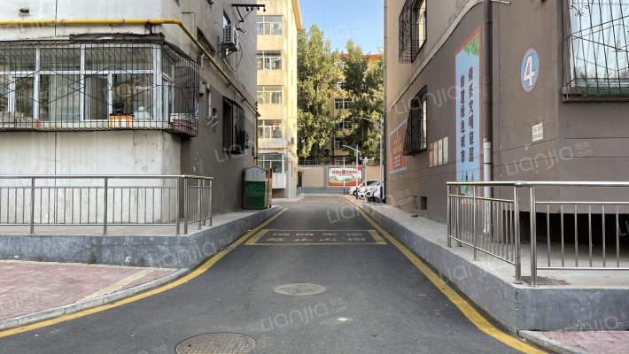 三公司宿舍外景图