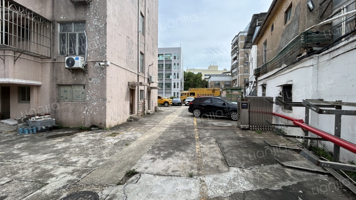 文苑街一巷南方电网宿舍楼外景图