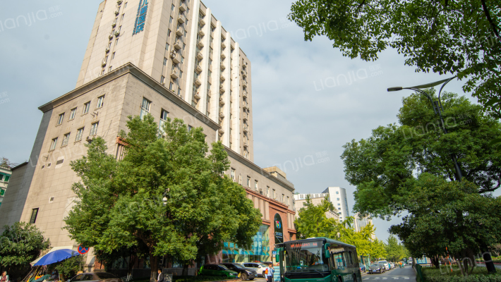 通宝商厦外景图