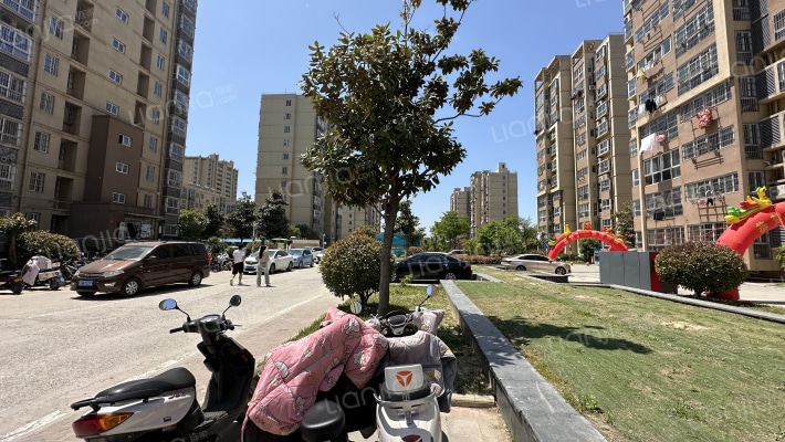 润企滨河苑外景图