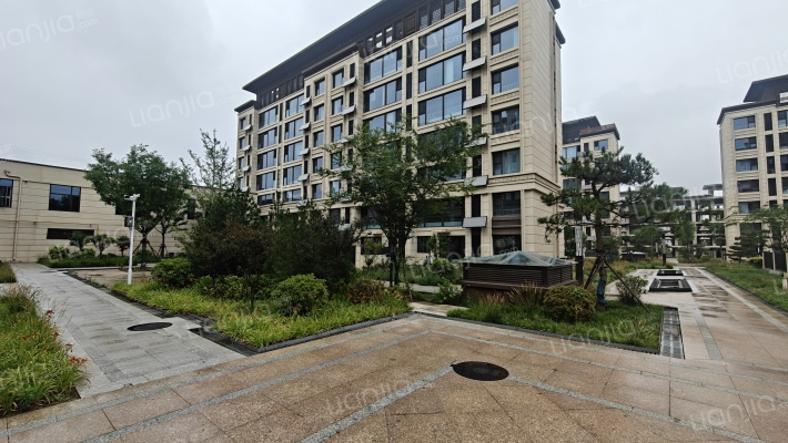 般河郦景外景图