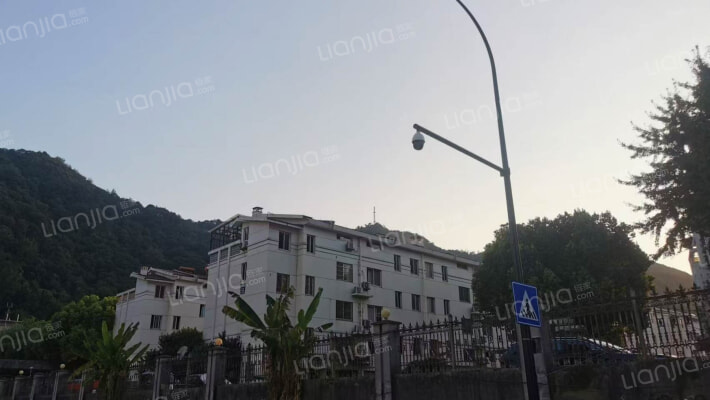 田野风情外景图