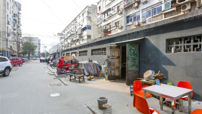 一六九勘探队地质家园外景图