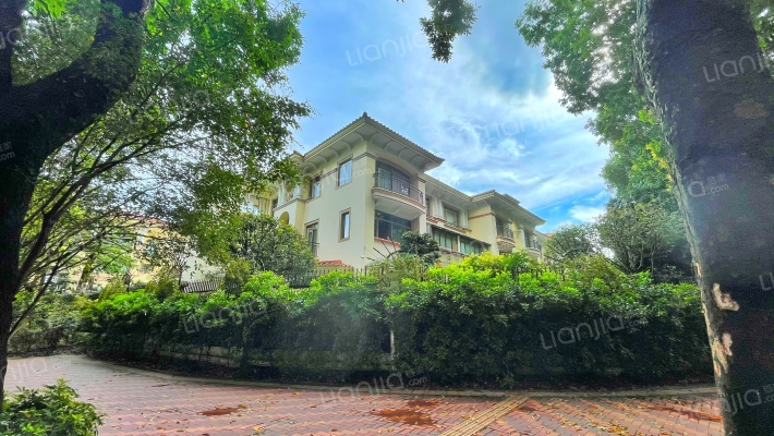 汇景新城明月清泉别墅外景图