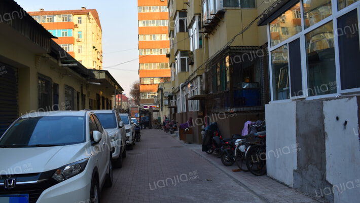 地毯厂宿舍外景图