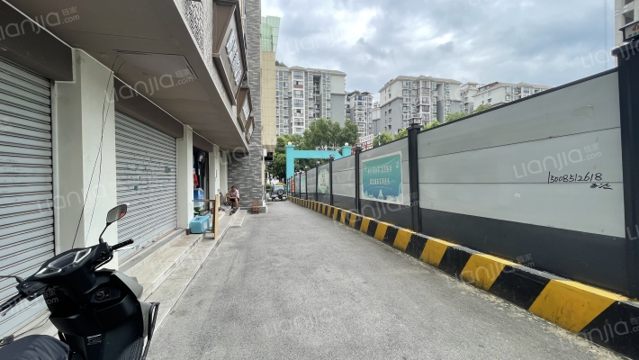 花阁路4号外景图