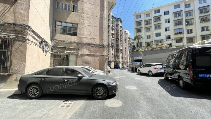 解放西路214号外景图