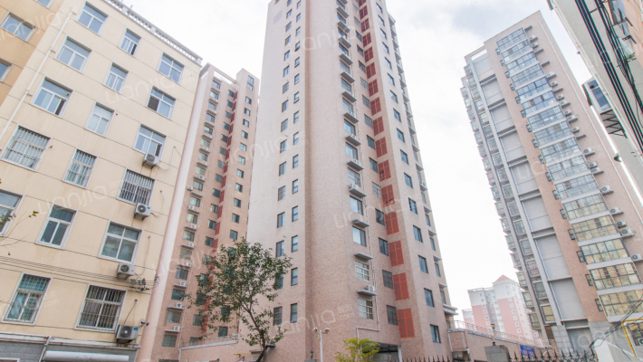 许富花园外景图