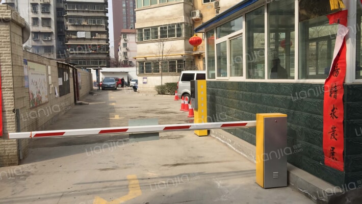 市建1公司家属院外景图