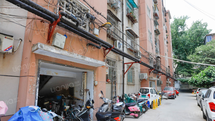 康乐街5号院外景图