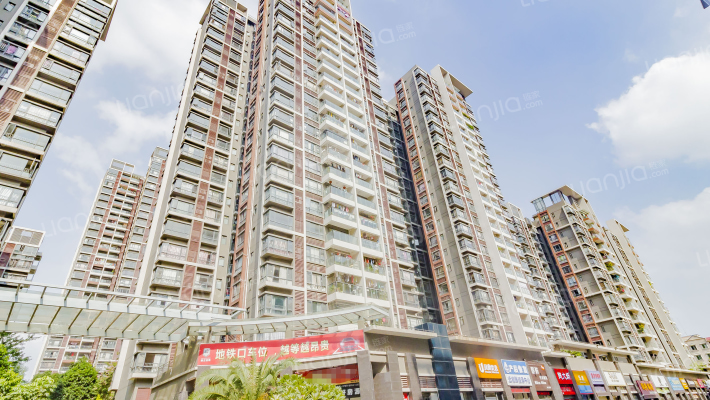 格兰名筑外景图