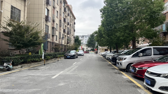 西塘小区外景图