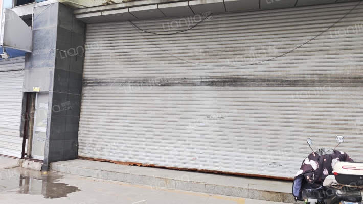 卡摩尔汽车广场外景图