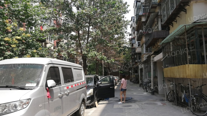 十二经路16外景图