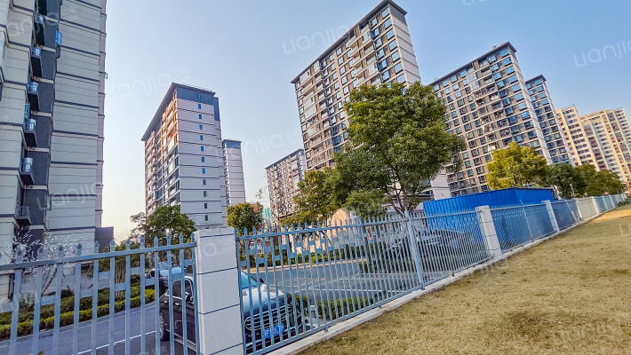 龙光玖云华庭外景图