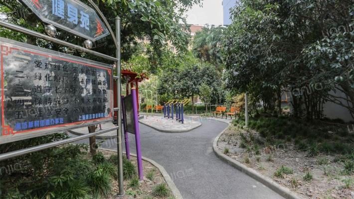 繁荣昌盛外景图