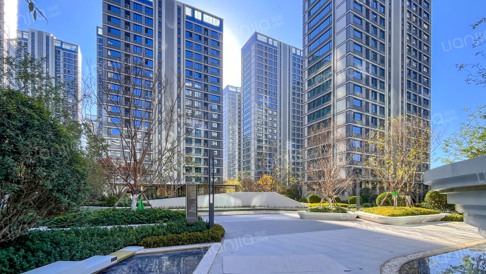 碧桂园高新云墅外景图