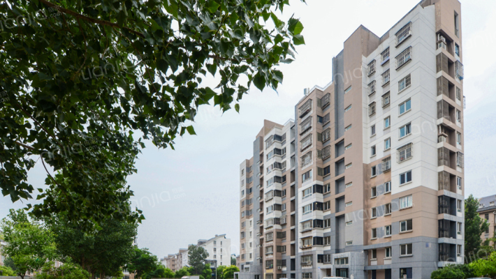 八里坊南区外景图