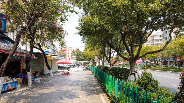 公路局宿舍楼外景图