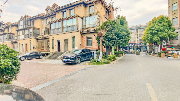 润园御墅外景图