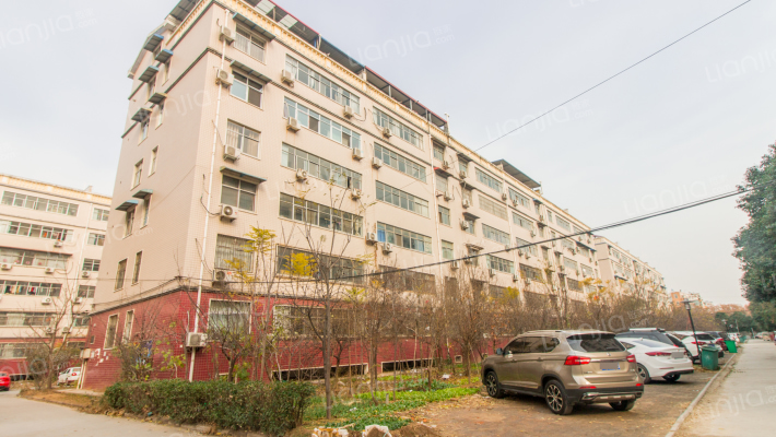 半截河小区外景图