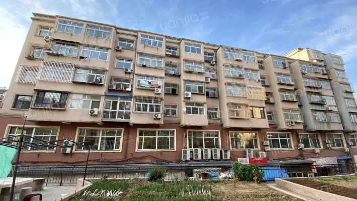 鑫利市场小区外景图