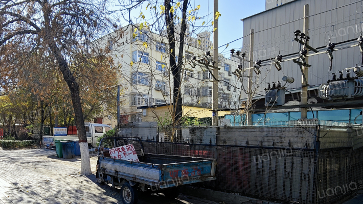 爱心家园外景图