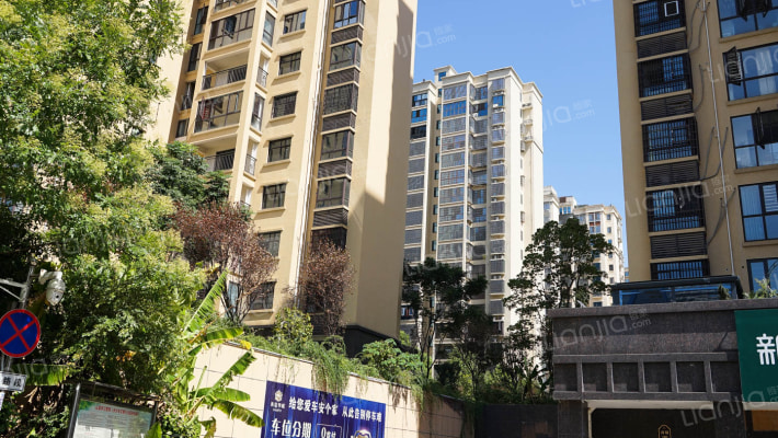 美信华庭外景图