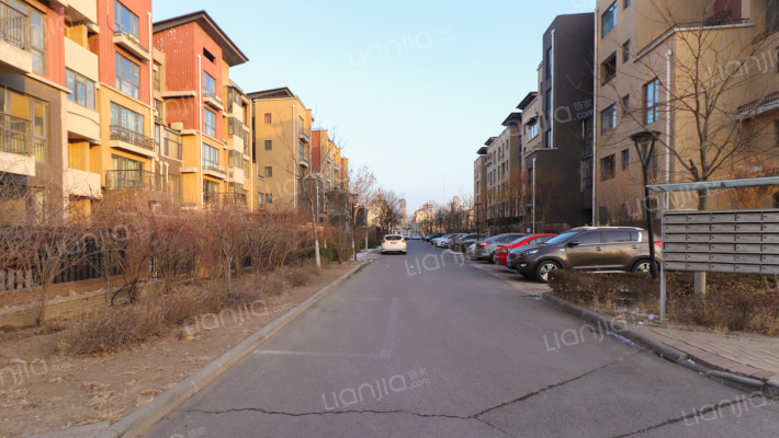 米兰东湖湾外景图