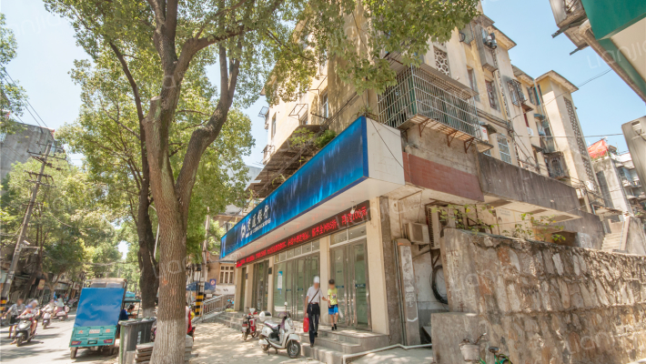 邮局宿舍外景图