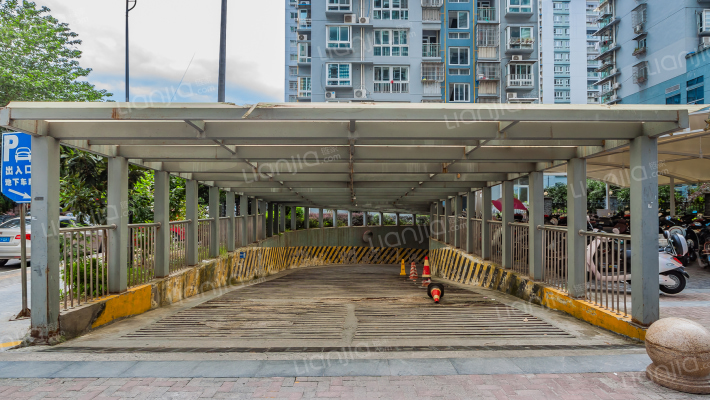 复兴大厦外景图