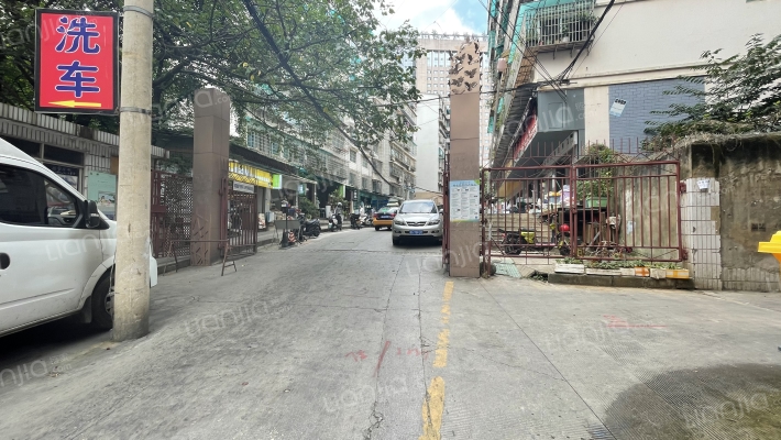 凯福平安小区外景图