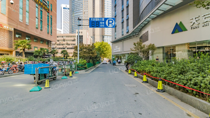 天安国际大厦外景图