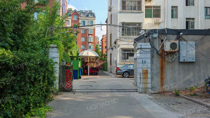 城建局宿舍外景图