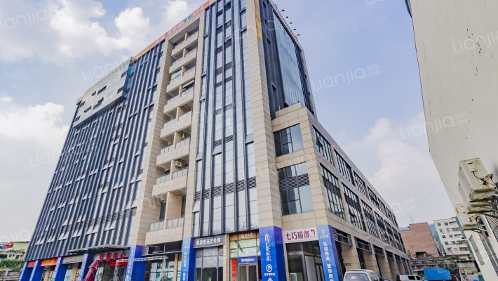 南方商业大楼 外景图