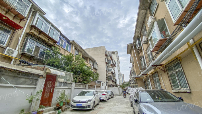 无影山中路78号外景图