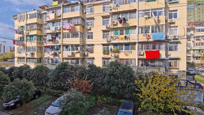 天都小区外景图