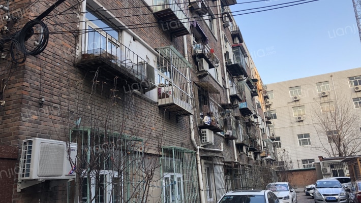 东二经路外景图