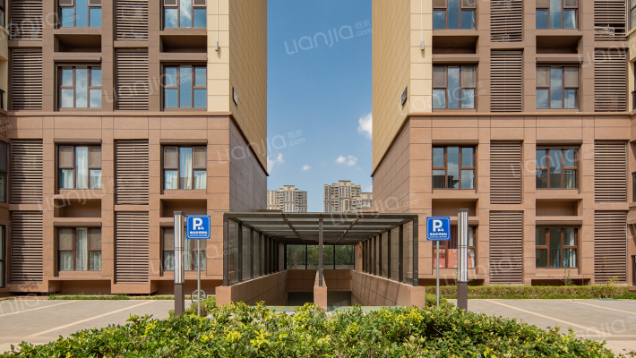 富力半岛花园外景图