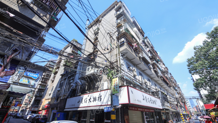 豫章后街外景图