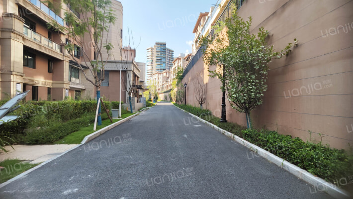 恒大翡翠湾外景图